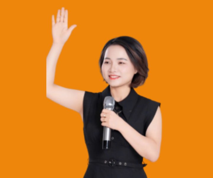 Giám đốc Thân Phương