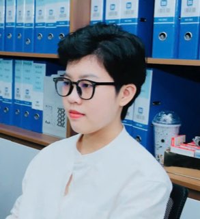 Học viên Bùi Trà My